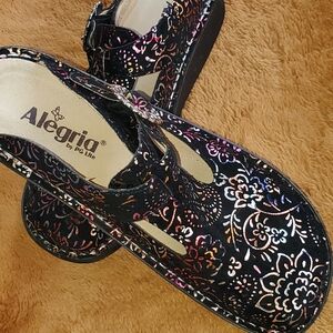 Alegria Women's Multicolor Floral Mules